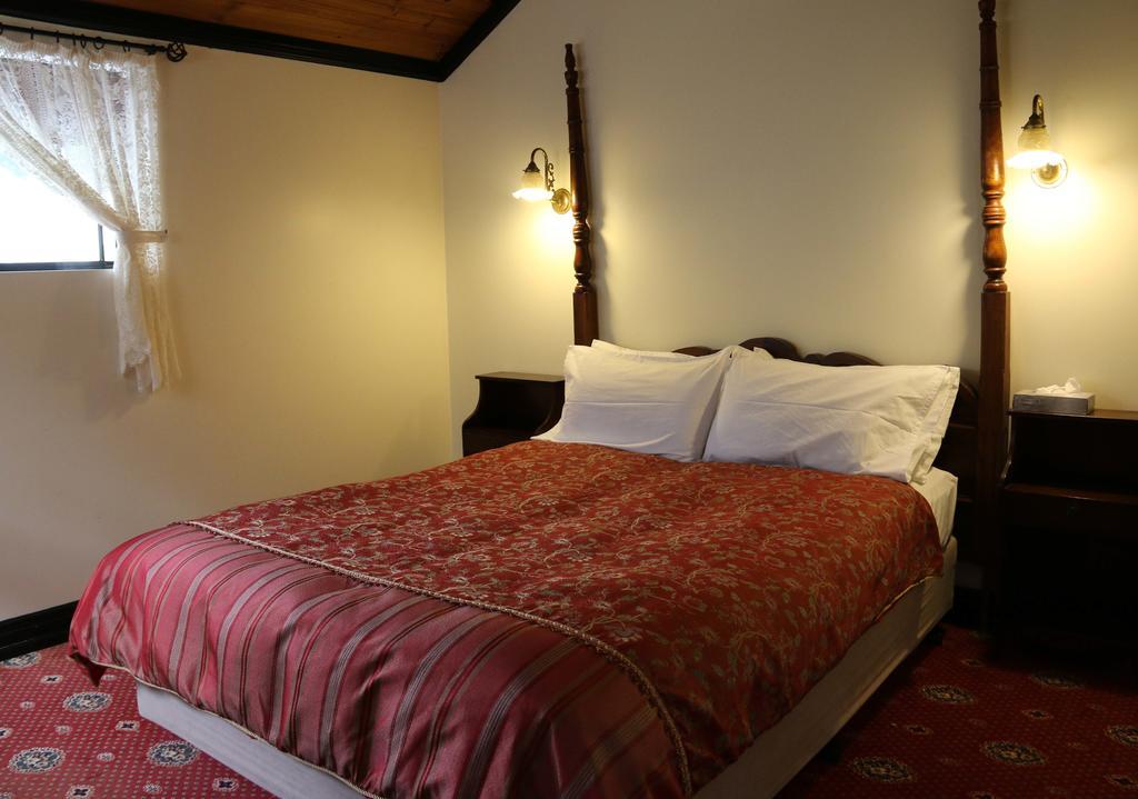 Beedelup House Cottages Pemberton Phòng bức ảnh